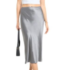 A New Day Gray Satin Midi Skirt, Comfortable Pull On Elastic Waist NWT, Size 3X
